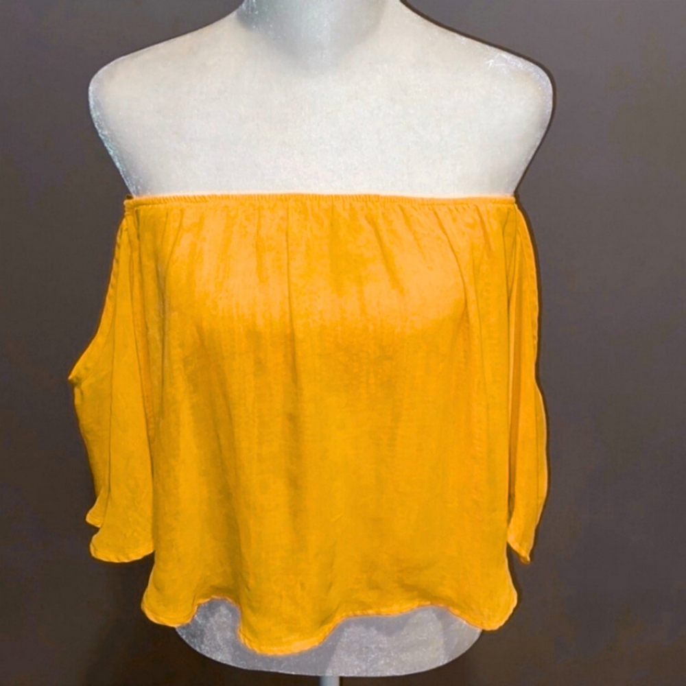 Express Small Yellow Orange Flowy Off The Shoulder Sleeve Strapless Smocked Top